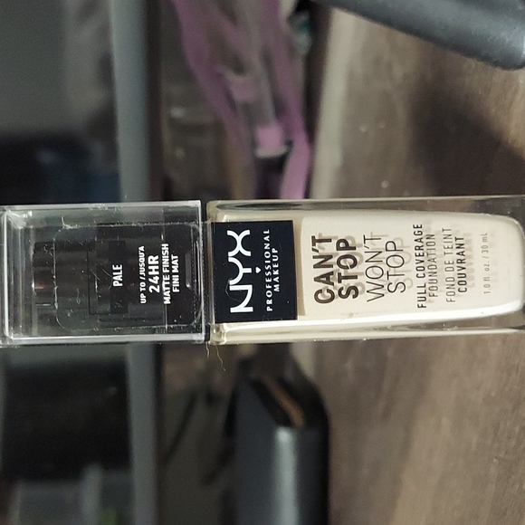NYX Other - 🐈‍⬛💥Nyx Pale Can't Stop Foundation
